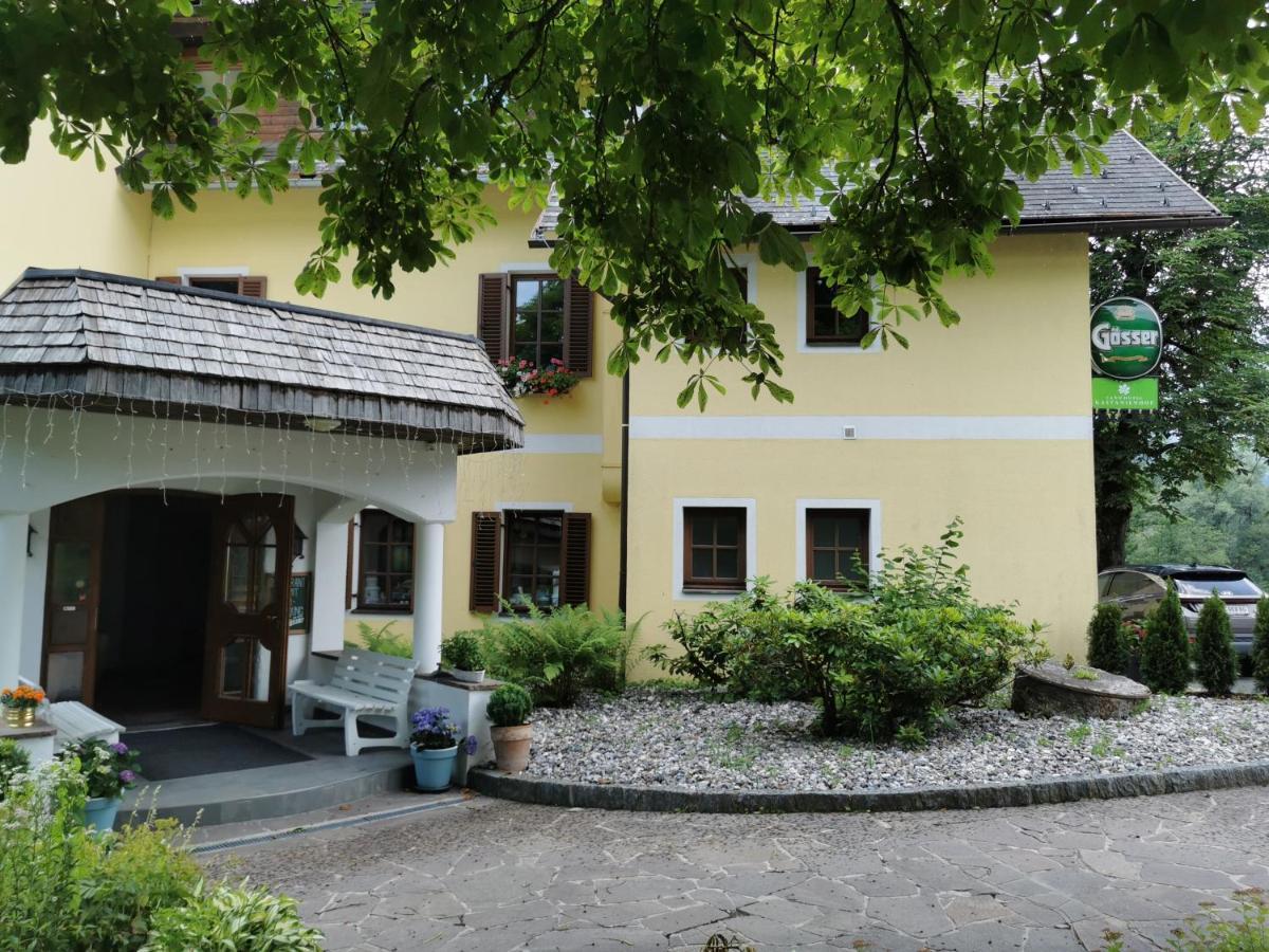Landhotel Kastanienhof Gundersheim Exterior photo