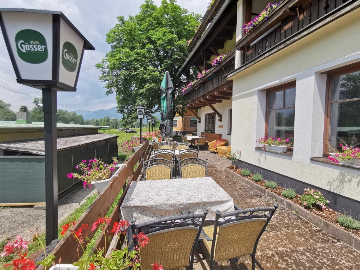 Landhotel Kastanienhof Gundersheim Exterior photo